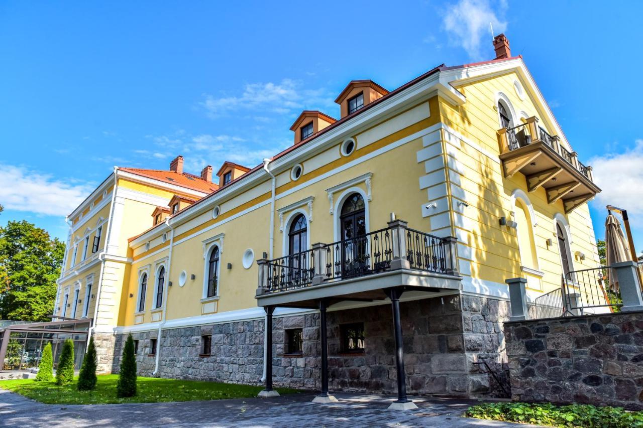 Schloss Fellin Boutique Hotel And Spa Вильянди Экстерьер фото