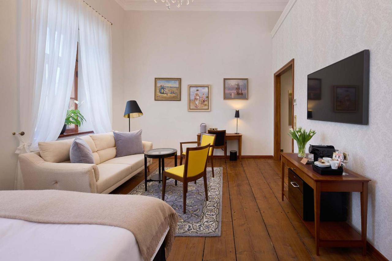 Schloss Fellin Boutique Hotel And Spa Вильянди Экстерьер фото