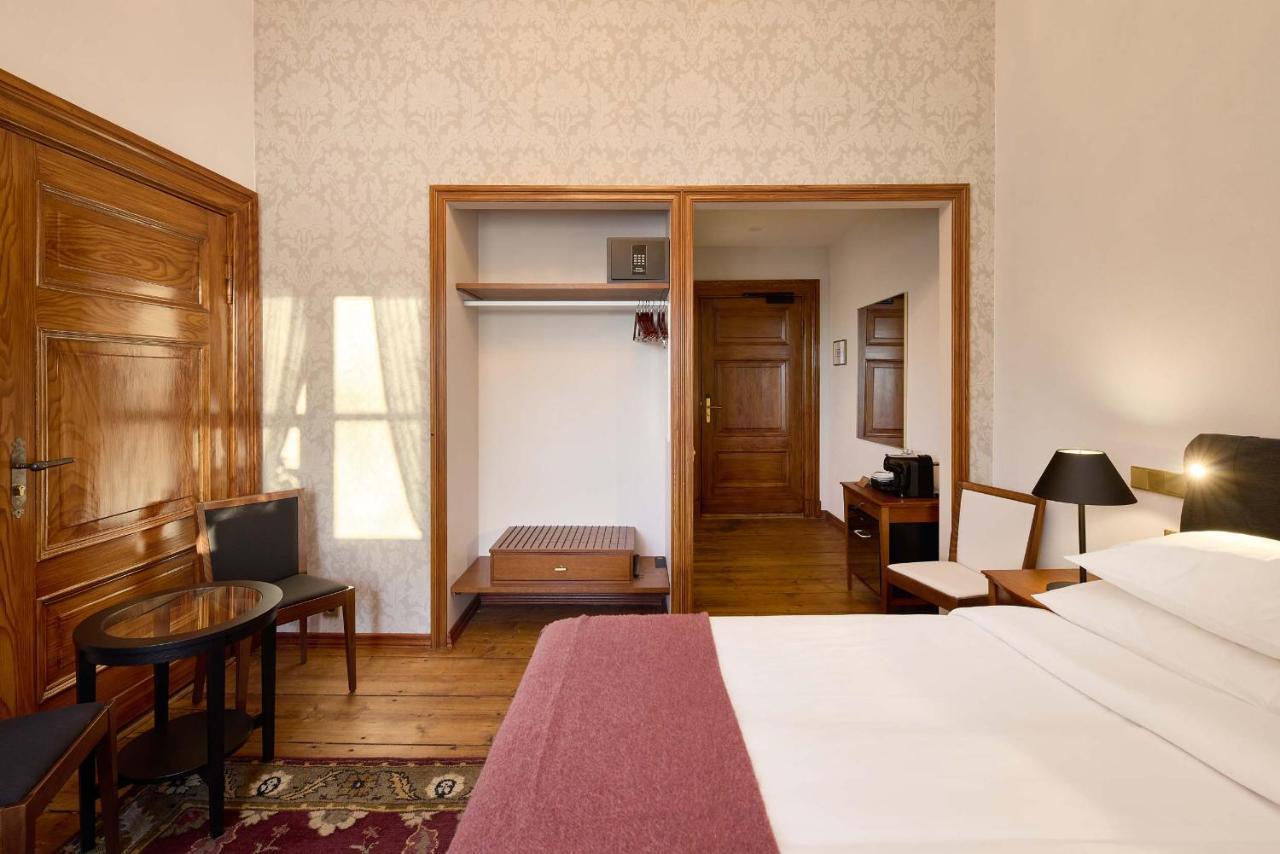 Schloss Fellin Boutique Hotel And Spa Вильянди Экстерьер фото