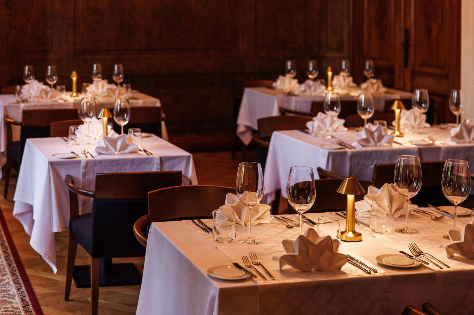 Schloss Fellin Boutique Hotel And Spa Вильянди Экстерьер фото